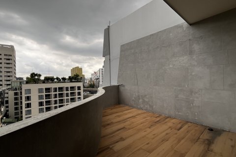 Condo in Bangkok, Thailand, 4 bedrooms  № 201266 - photo 23