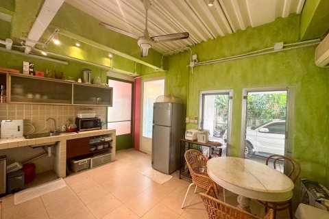 Casa de 3 dormitorios en Bangkok, Tailandia № 110876 - foto 10