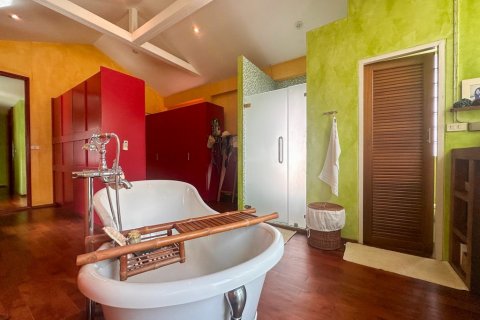Casa de 3 dormitorios en Bangkok, Tailandia № 110876 - foto 13