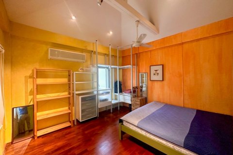 Casa de 3 dormitorios en Bangkok, Tailandia № 110876 - foto 17