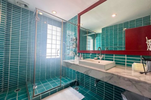 Casa de 3 dormitorios en Bangkok, Tailandia № 110876 - foto 18