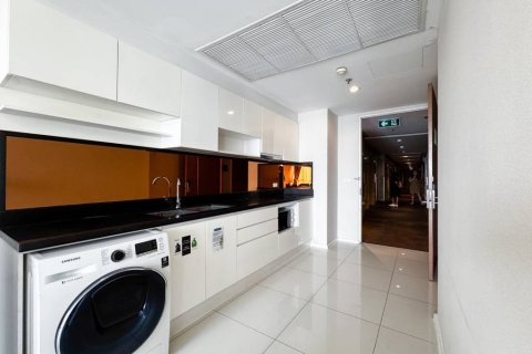 Condominio de 2 dormitorios en Bangkok, Tailandia № 152393 - foto 6