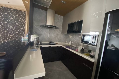 Condominio de 2 dormitorios en Bang Kho Laem, Bangkok, Tailandia № 152388 - foto 10