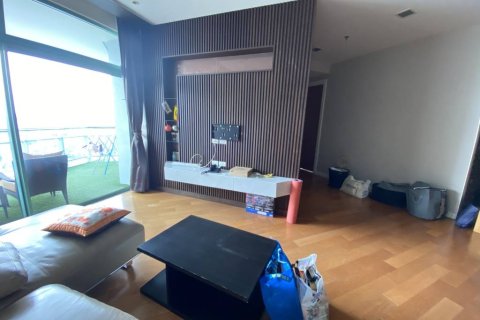 Condominio de 2 dormitorios en Bang Kho Laem, Bangkok, Tailandia № 152388 - foto 3