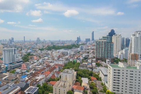 Condominio de 2 dormitorios en Bangkok, Tailandia № 146601 - foto 14