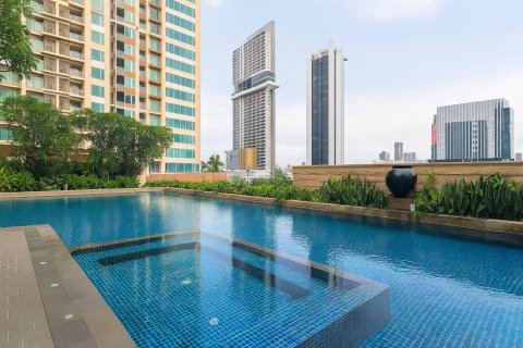 Condominio de 2 dormitorios en Bangkok, Tailandia № 146601 - foto 17