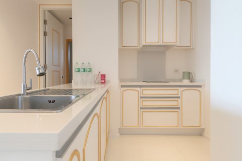 Condominio de 2 dormitorios en Bangkok, Tailandia № 146601 - foto 11