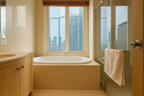 Condominio de 2 dormitorios en Bangkok, Tailandia № 146601 - foto 13