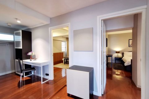 Condo in Watthana, Bangkok, Thailand, 2 bedrooms  № 47545 - photo 2