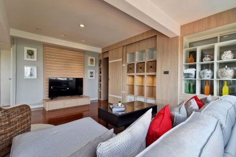 Condo in Watthana, Bangkok, Thailand, 2 bedrooms  № 47545 - photo 10