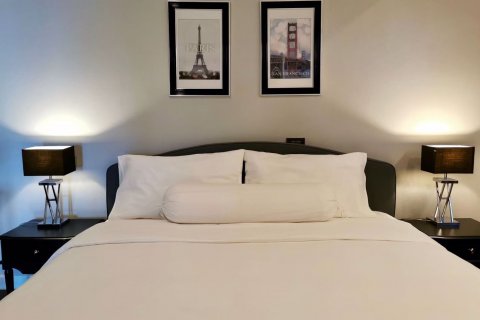 Condo in Watthana, Bangkok, Thailand, 2 bedrooms  № 47545 - photo 17