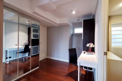 Condo in Watthana, Bangkok, Thailand, 2 bedrooms  № 47545 - photo 4