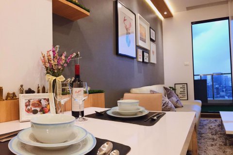 Condominio de 1 dormitorio en Huai Khwang, Bangkok, Tailandia № 47549 - foto 7