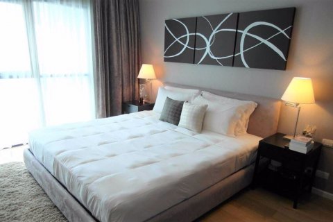 Condo in Sathon, Bangkok, Thailand, 2 bedrooms  № 47548 - photo 3