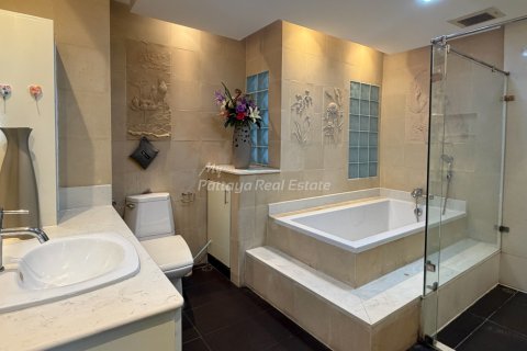 Condominio de 1 dormitorio en Bang Lamung, Tailandia № 205115 - foto 13