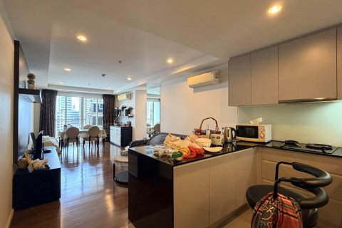 Condo à Watthana, Bangkok, Thaïlande, 2 chambres  № 201313 - photo 9
