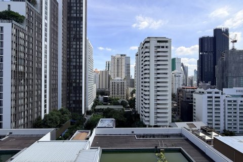 Condo à Watthana, Bangkok, Thaïlande, 2 chambres  № 201313 - photo 12
