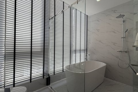 Condominio de 2 dormitorios en Watthana, Bangkok, Tailandia № 201310 - foto 18