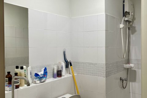 Estudio en el condominio en Bangkok, Tailandia № 205428 - foto 13