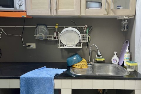 Estudio en el condominio en Bangkok, Tailandia № 205428 - foto 4