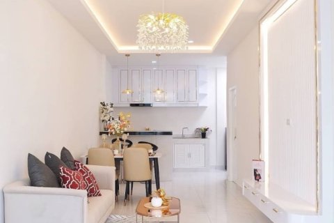 Casa de 2 dormitorios en Pattaya, Tailandia № 205429 - foto 3