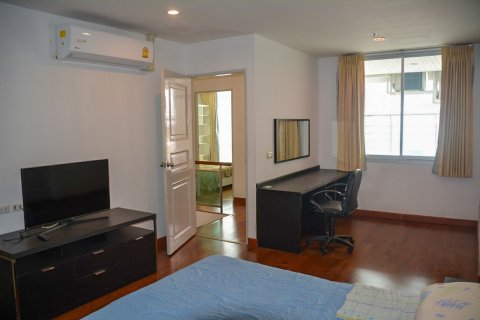 Condominio de 2 dormitorios en Bangkok, Tailandia № 66134 - foto 12