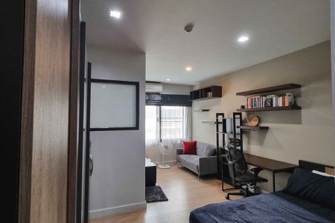 Estudio en el condominio en Bangkok, Tailandia № 206111 - foto 3