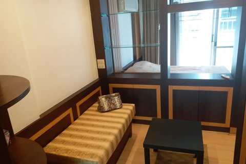 Estudio en el condominio en Bangkok, Tailandia № 206112 - foto 2