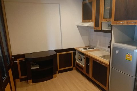 Estudio en el condominio en Bangkok, Tailandia № 206112 - foto 10