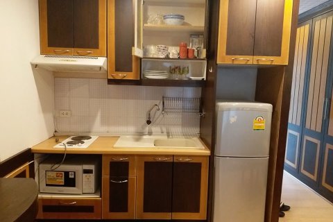 Estudio en el condominio en Bangkok, Tailandia № 206112 - foto 11