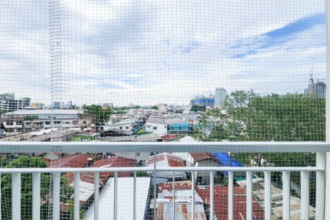 Condominio de 1 dormitorio en Phra Khanong, Bangkok, Tailandia № 206110 - foto 14
