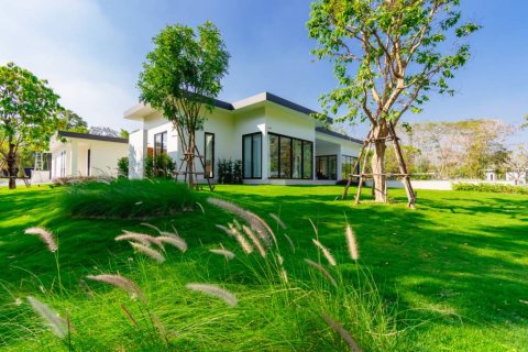 Chalet de 3 dormitorios en Cha-am, Tailandia № 157425 - foto 5
