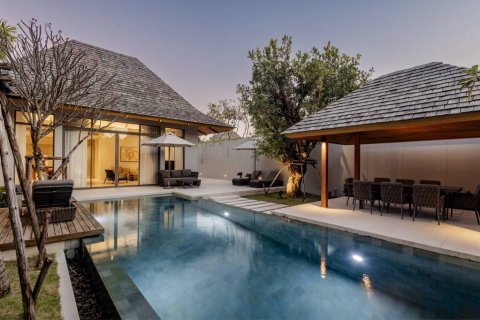 Chalet de 4 dormitorios en Phuket, Tailandia № 157423 - foto 6