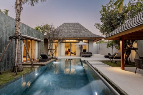 Chalet de 4 dormitorios en Phuket, Tailandia № 157423 - foto 3