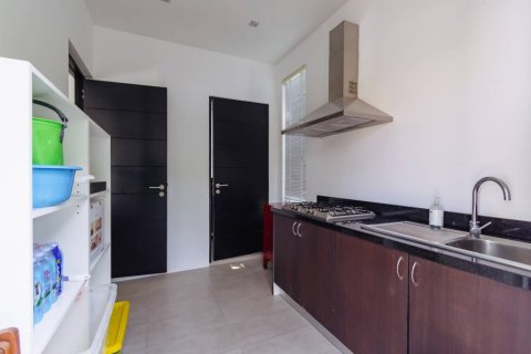 Chalet de 3 dormitorios en Hua Hin, Tailandia № 157427 - foto 9