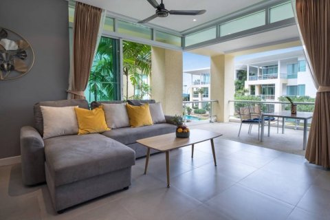 Condominio de 2 dormitorios en Phuket, Tailandia № 157421 - foto 2