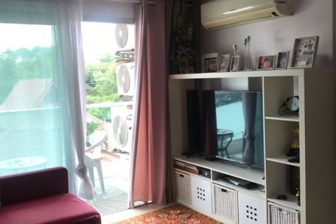 Condominio de 2 dormitorios en Pattaya, Tailandia № 204271 - foto 2