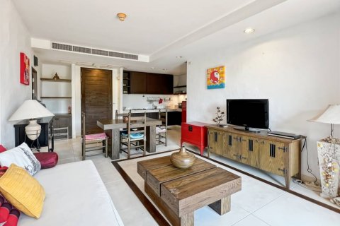 Condominio de 2 dormitorios en Hua Hin, Tailandia № 119039