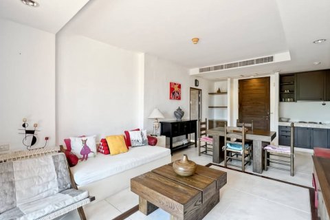 Condominio de 2 dormitorios en Hua Hin, Tailandia № 119039 - foto 2