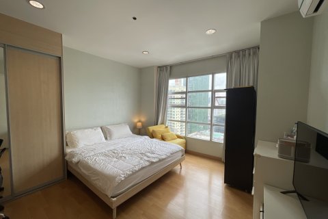 Condominio de 3 dormitorios en Bangkok, Tailandia № 147038 - foto 3