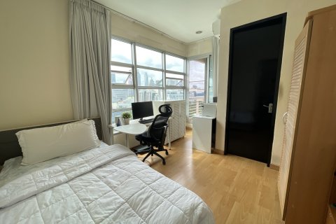 Condominio de 3 dormitorios en Bangkok, Tailandia № 147038 - foto 2