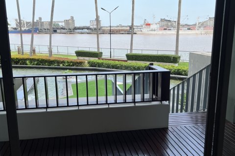 Condominio de 4 dormitorios en Bangkok, Tailandia № 147037 - foto 4