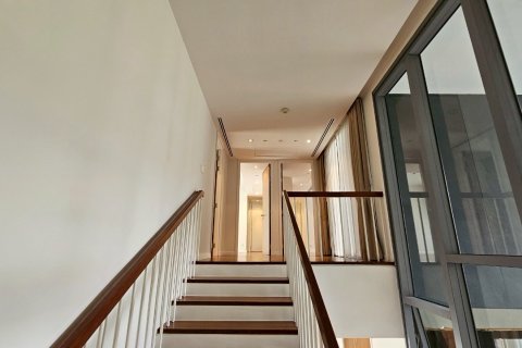 Condominio de 4 dormitorios en Bangkok, Tailandia № 147037 - foto 13