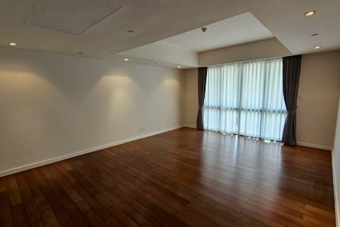 Condominio de 4 dormitorios en Bangkok, Tailandia № 147037 - foto 11