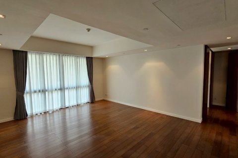Condominio de 4 dormitorios en Bangkok, Tailandia № 147037 - foto 10