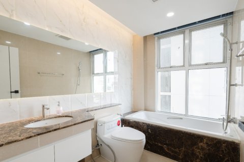 Condominio de 2 dormitorios en Bangkok, Tailandia № 147041 - foto 14