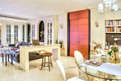 Condominio de 4 dormitorios en Bangkok, Tailandia № 119397 - foto 5