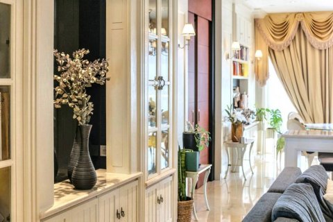 Condominio de 4 dormitorios en Bangkok, Tailandia № 119397 - foto 4
