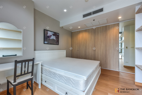 Condo in Bangkok, Thailand, 2 bedrooms № 226079 - photo 3