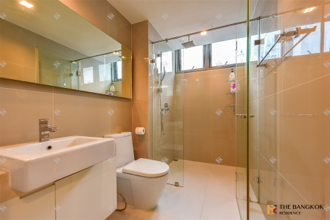 Condo in Bangkok, Thailand, 2 bedrooms № 226079 - photo 5